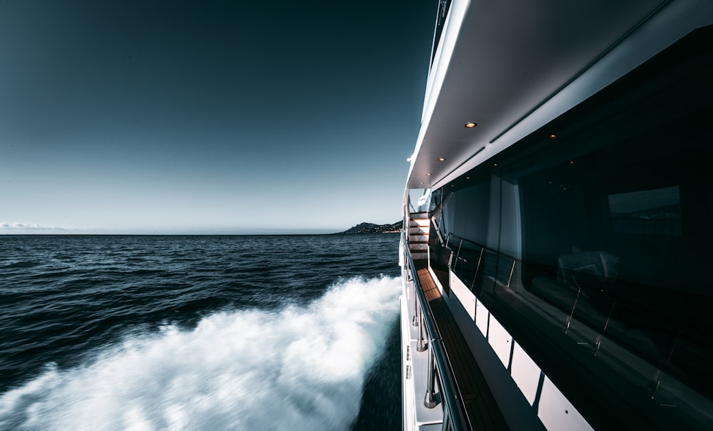 Exploring the Best Yacht Charters